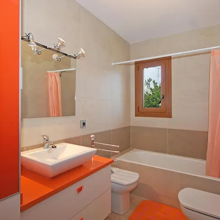 Chalet Esperanza House